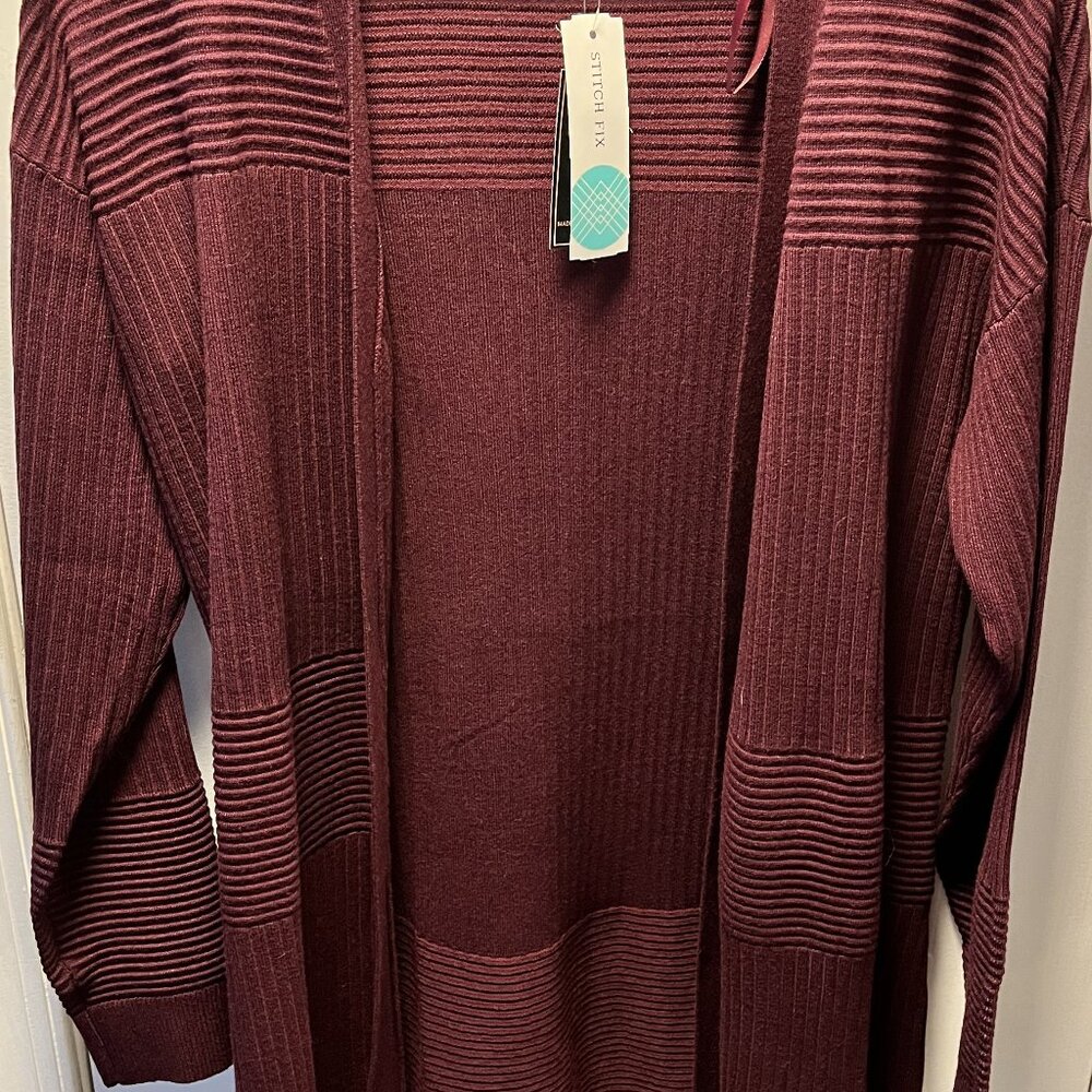 Lety & Me from Stitch fix, women's size M, Burgandy cardigan